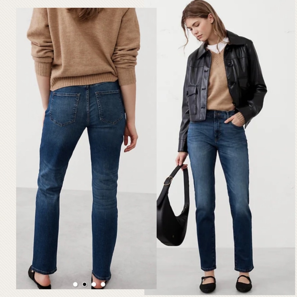 Banana Republic Factory curvy girlfriend jeans in Dark Wash. NWOT